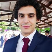 Laureato in Economia offre Lezioni Private di Economia e Diritto